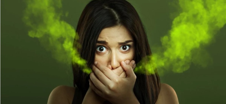 Ağız Kokusu Neden Olur? Nasıl Önlenir? Dt. Asya Küçük – AQUA Dental Çorlu / Diş Hekimi