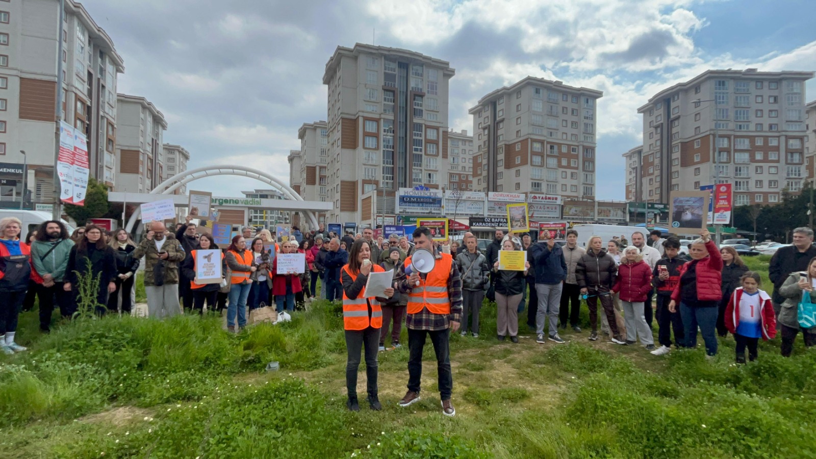 Hayvanseverlerden Site Yönetimine İtiraz "Cezalar Yasal Değil!"