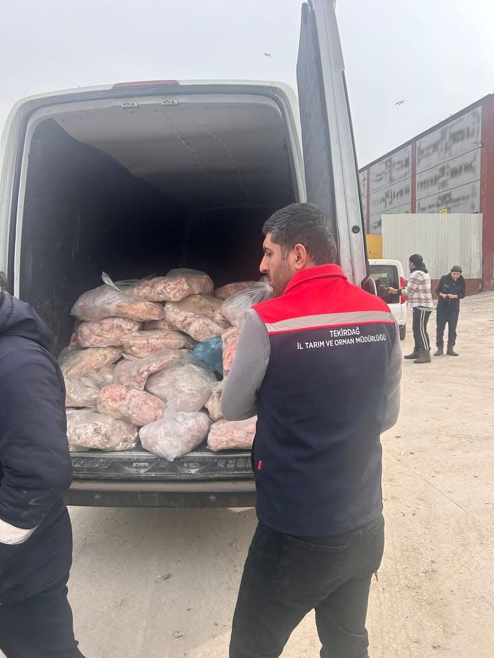ERGENE'DE 3 TON BOZULMUŞ HAYVANSAL İÇ YAĞ İMHA EDİLDİ