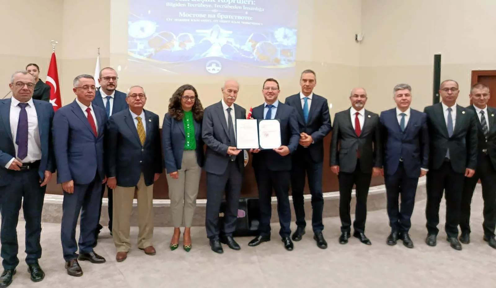 Trakya Üniversitesi ile Burgaz'daki Sveta Anastasiya Çocuk Hastanesi arasında iş birliği protokolü imzalandı — Edirne