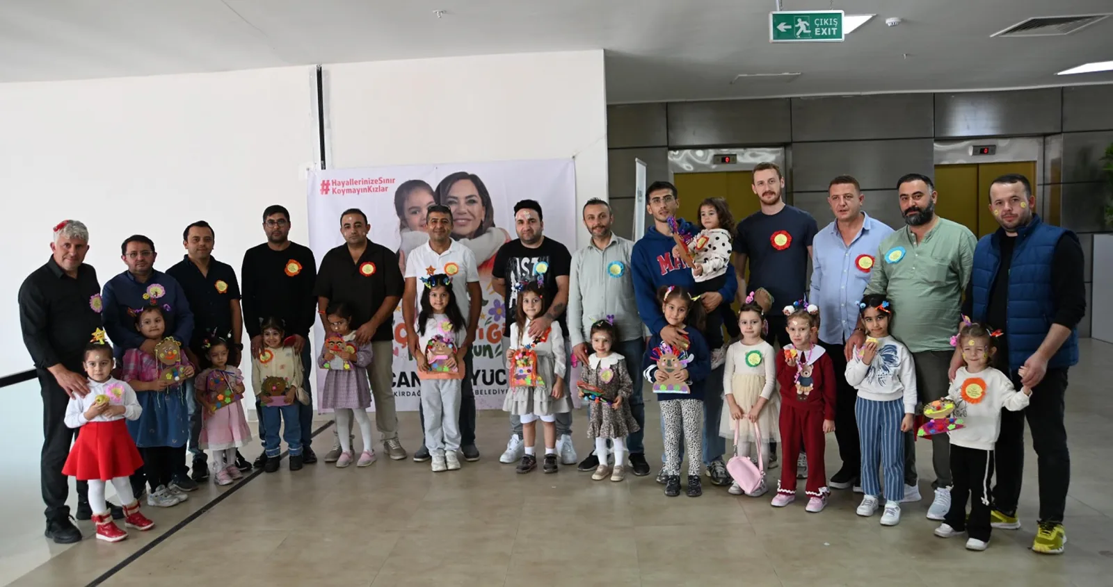 'Baba-Kız' atölyesinde renkli görüntüler