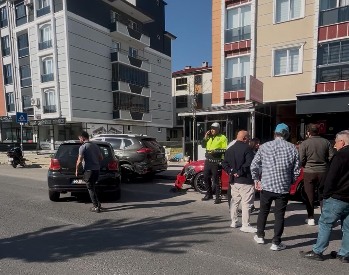 Alkollü Sürücü Park Halindeki Araçları Biçti 1.41 Promil Alkollü Çıktı