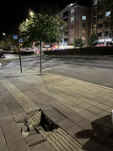 Yol ve Kaldırım: Tuba Sokak, Rumeli Mahallesi