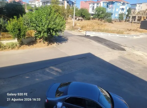 Yol ve Kaldırım: Çelenk Sokak, Rumeli Mahallesi