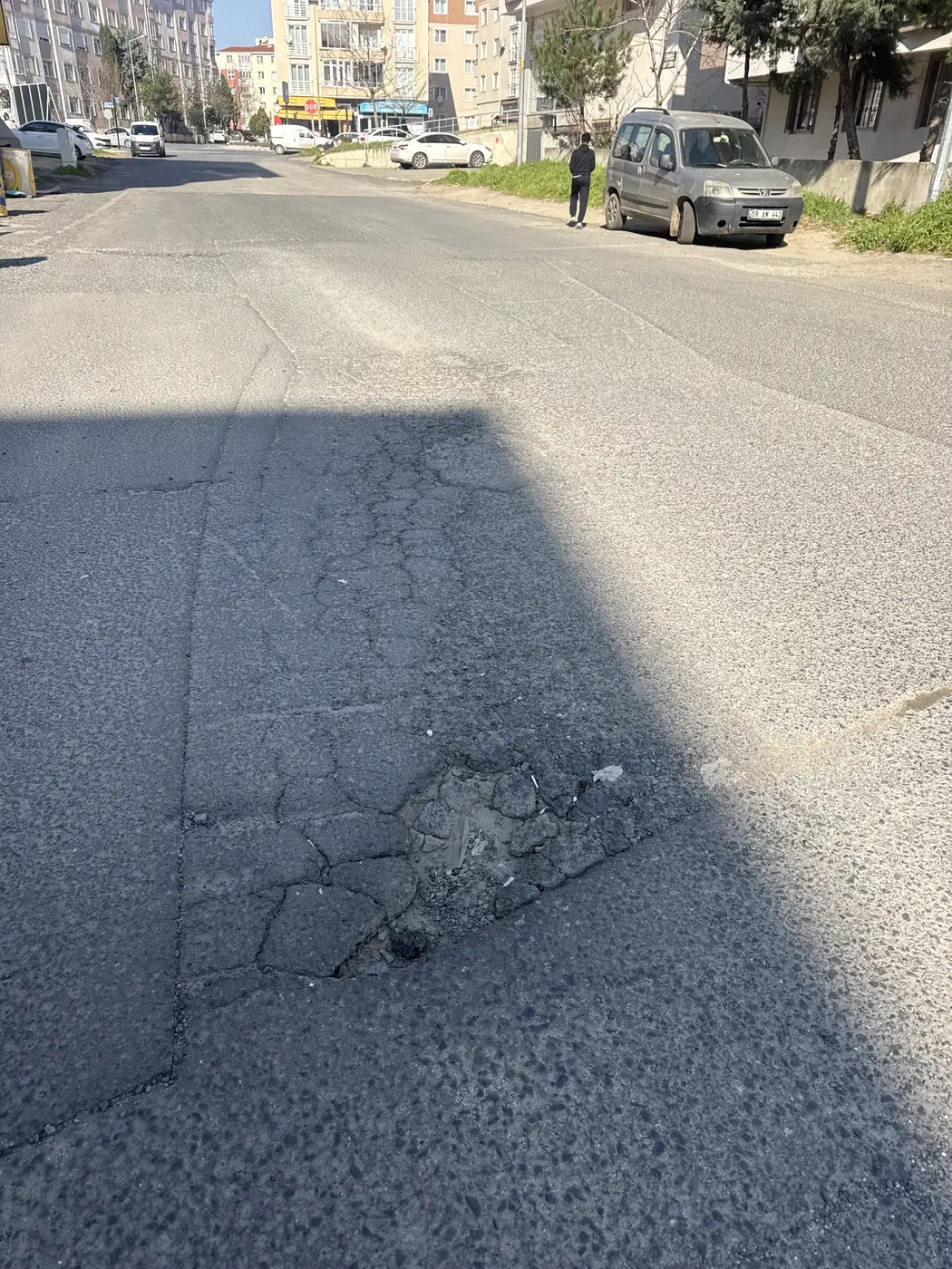 Yol ve Kaldırım, Alipaşa Mahallesi