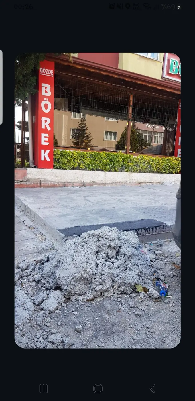 Yol ve Kaldırım, Muhittin Mahallesi