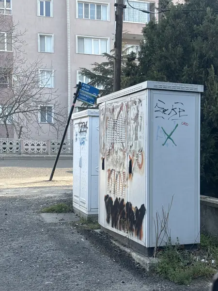 Genel: Hasan Ali Yücel Caddesi, Alipaşa Mahallesi