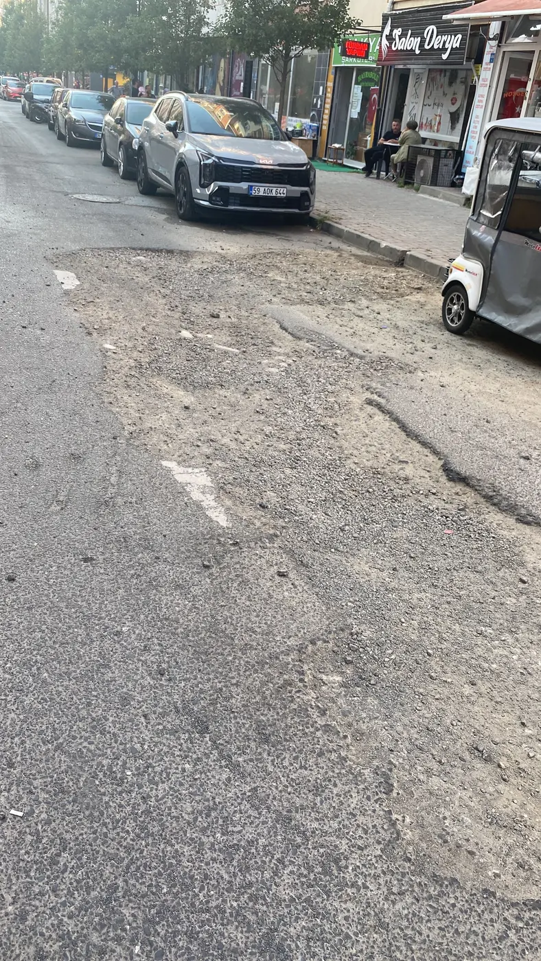 Yol ve Kaldırım, Reşadiye Mahallesi