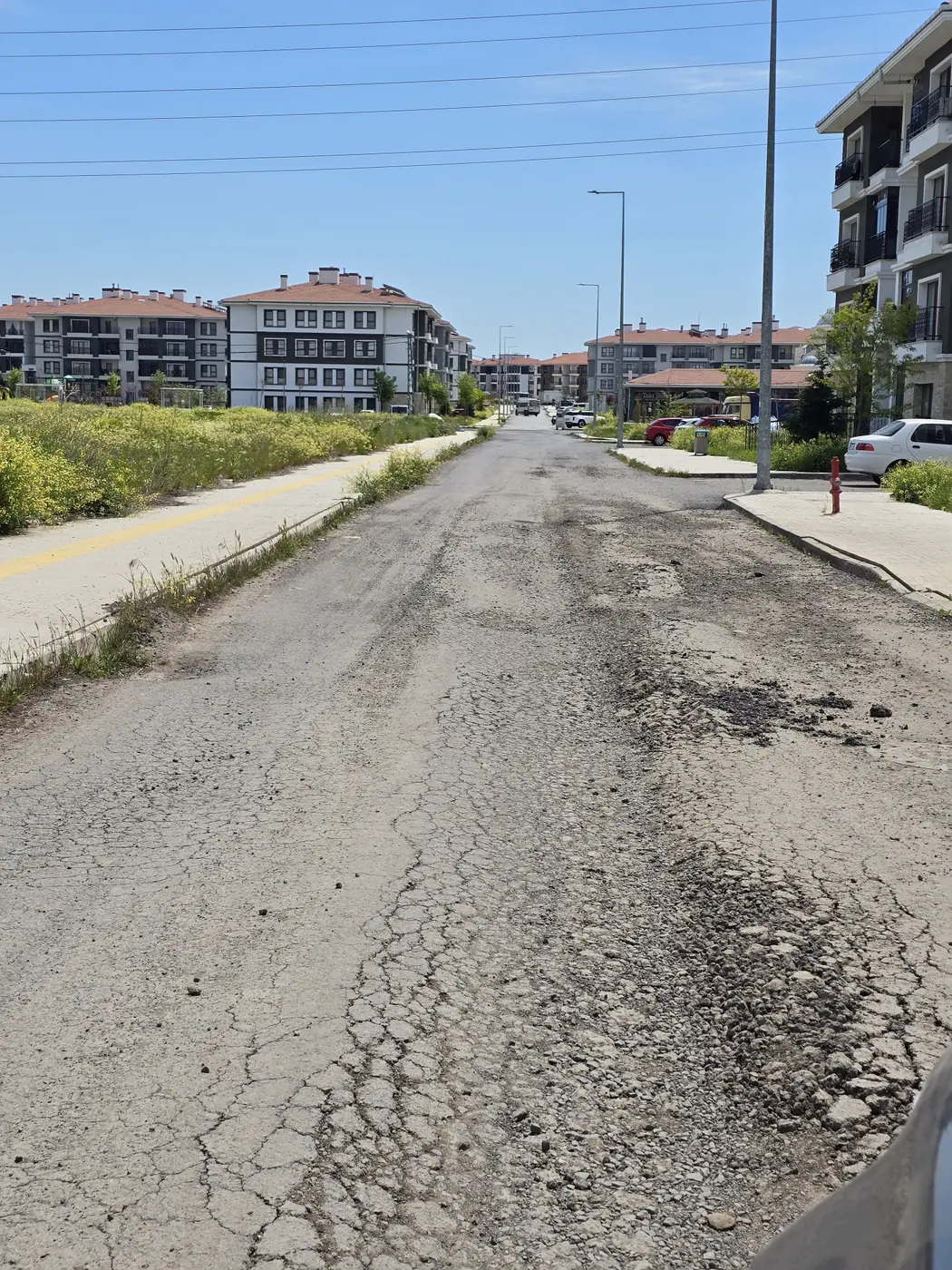 Yol ve Kaldırım, Zafer Mahallesi