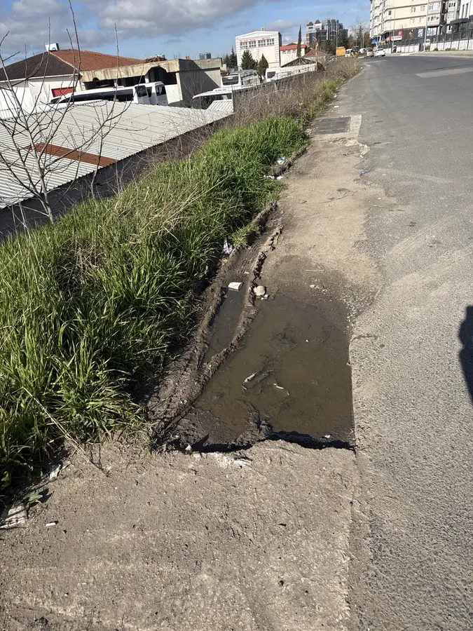 Yol ve Kaldırım, Esentepe Mahallesi: önce