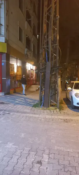 Aydınlatma: Mandıracı 2. Sokak, Reşadiye Mahallesi