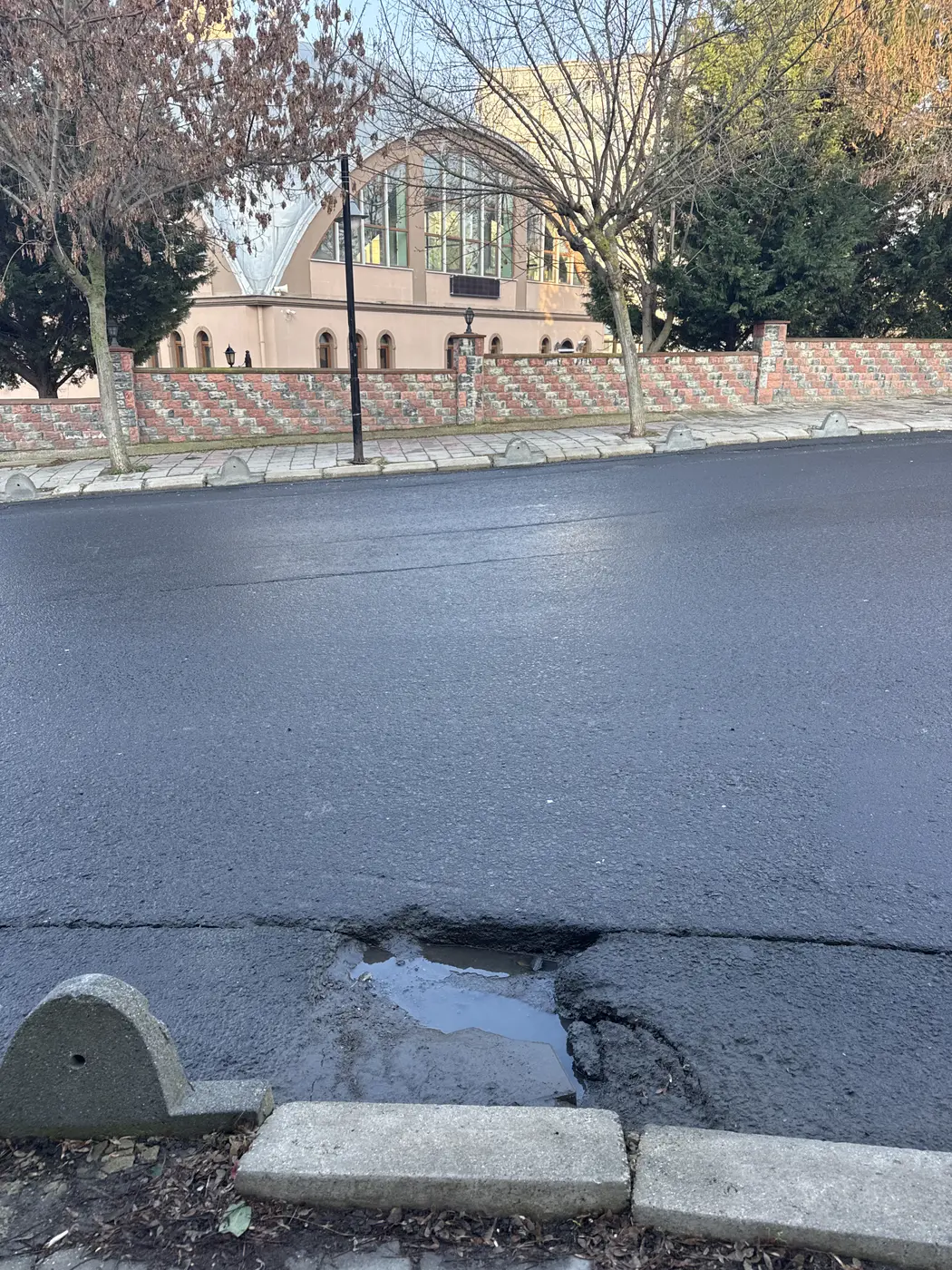 Yol ve Kaldırım, Alipaşa Mahallesi