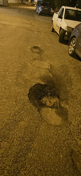 Yol ve Kaldırım: Cahit Sıtkı Tarancı 1. Sokak, Kazımiye Mahallesi