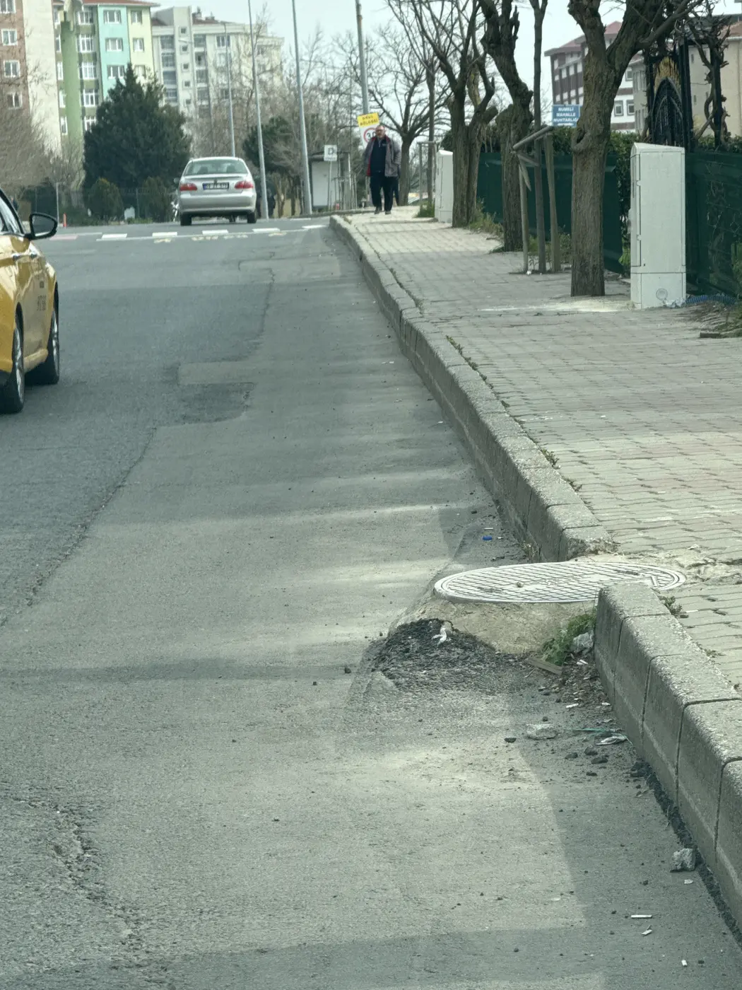 Yol ve Kaldırım, Alipaşa Mahallesi