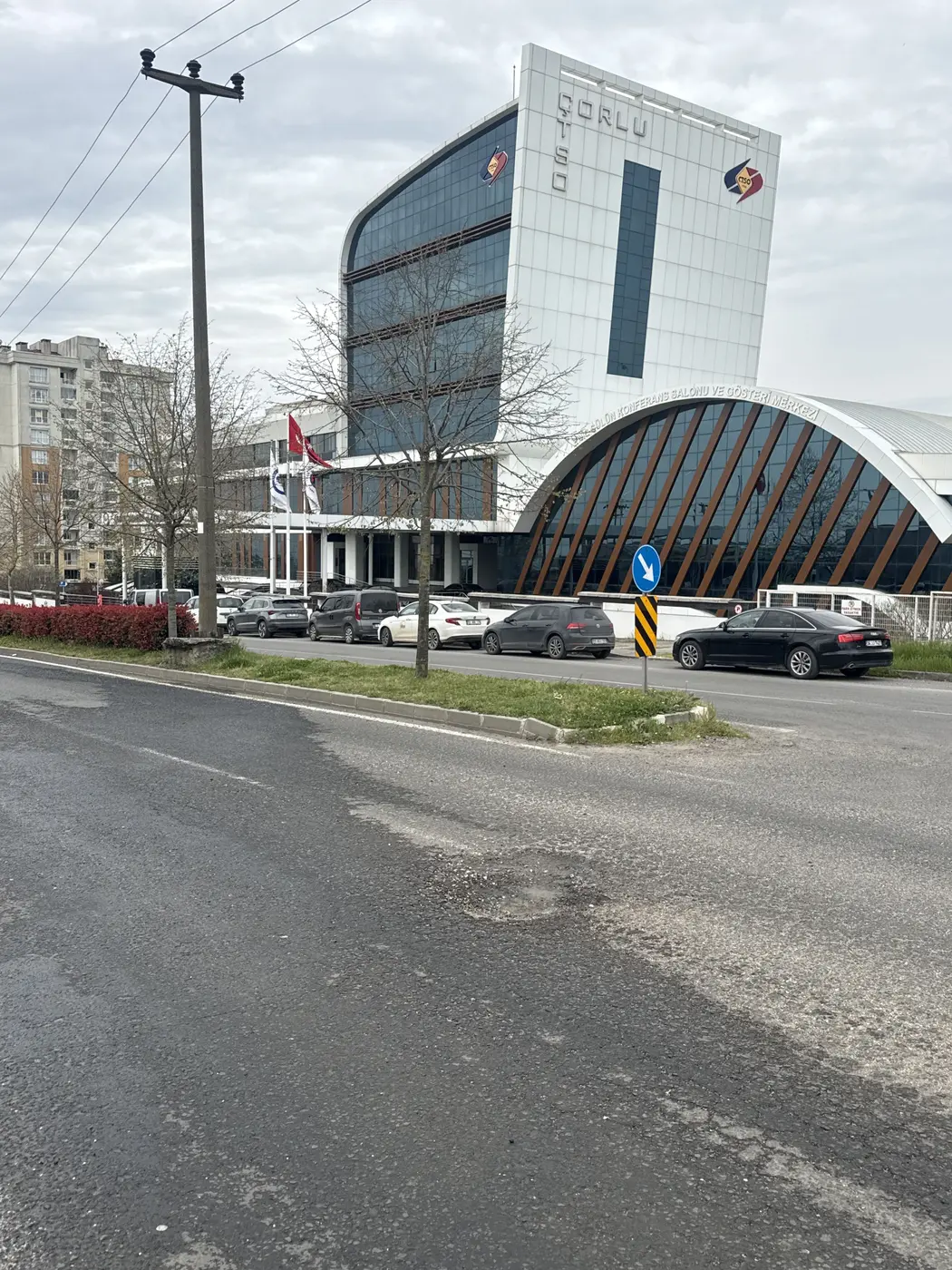 Yol ve Kaldırım, Zafer Mahallesi