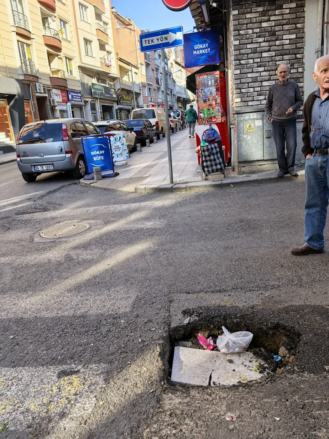 Yol ve Kaldırım, Reşadiye Mahallesi