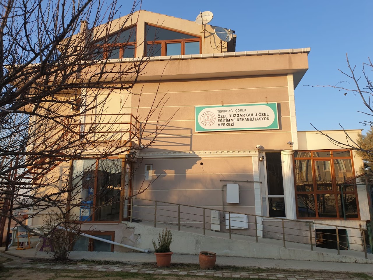 Rüzgar Gülü Özel Eğitim ve Rehabilitasyon Merkezi