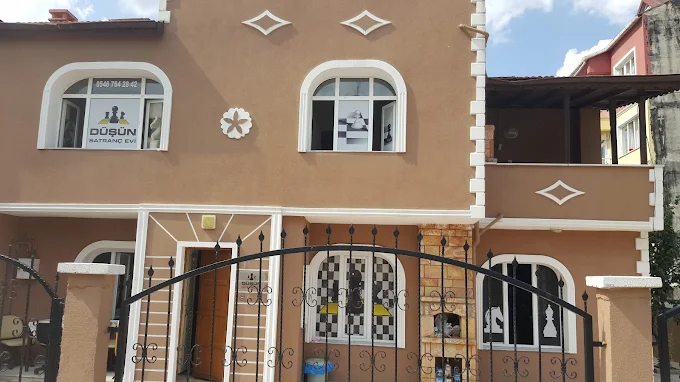 Çorlu Düşün Satranç Evi & DSECHESS