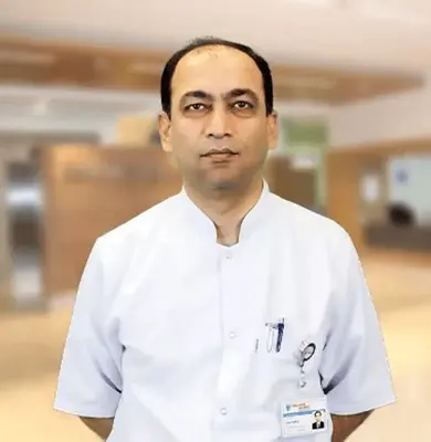 Dr. Fuat Takak